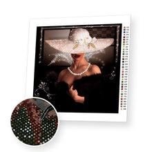 Załaduj obraz do przeglądarki galerii, Lady in Diamonds - Diamond Painting Kit - [Diamond Painting Kit]