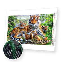 Załaduj obraz do przeglądarki galerii, Tigers Family - Diamond Painting Kit - [Diamond Painting Kit]