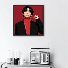 Załaduj obraz do przeglądarki galerii, Kim Tae Hyung