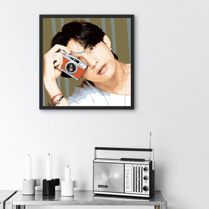 V with Camera